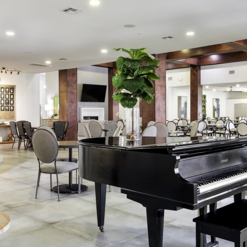 Take advantage of all Elate Royal Oaks has to offer